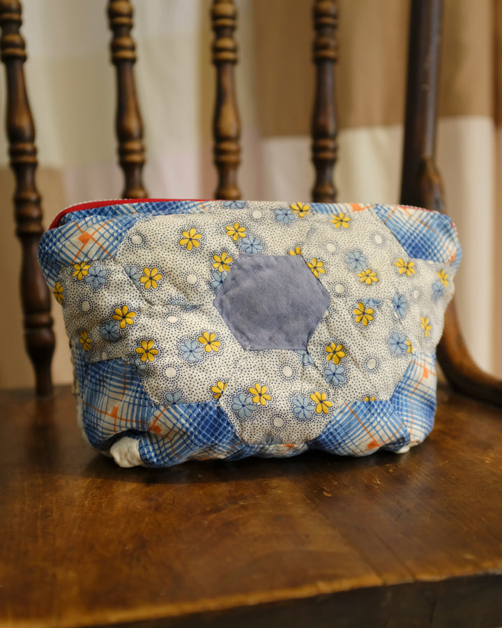 Upcycle Your Scraps - Zipper Pouch